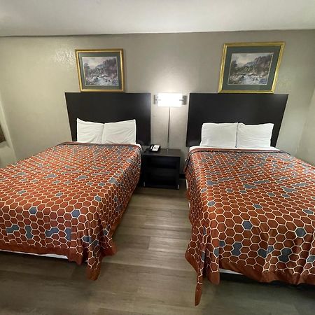 Royal Inn Motel Фредериксберг Экстерьер фото