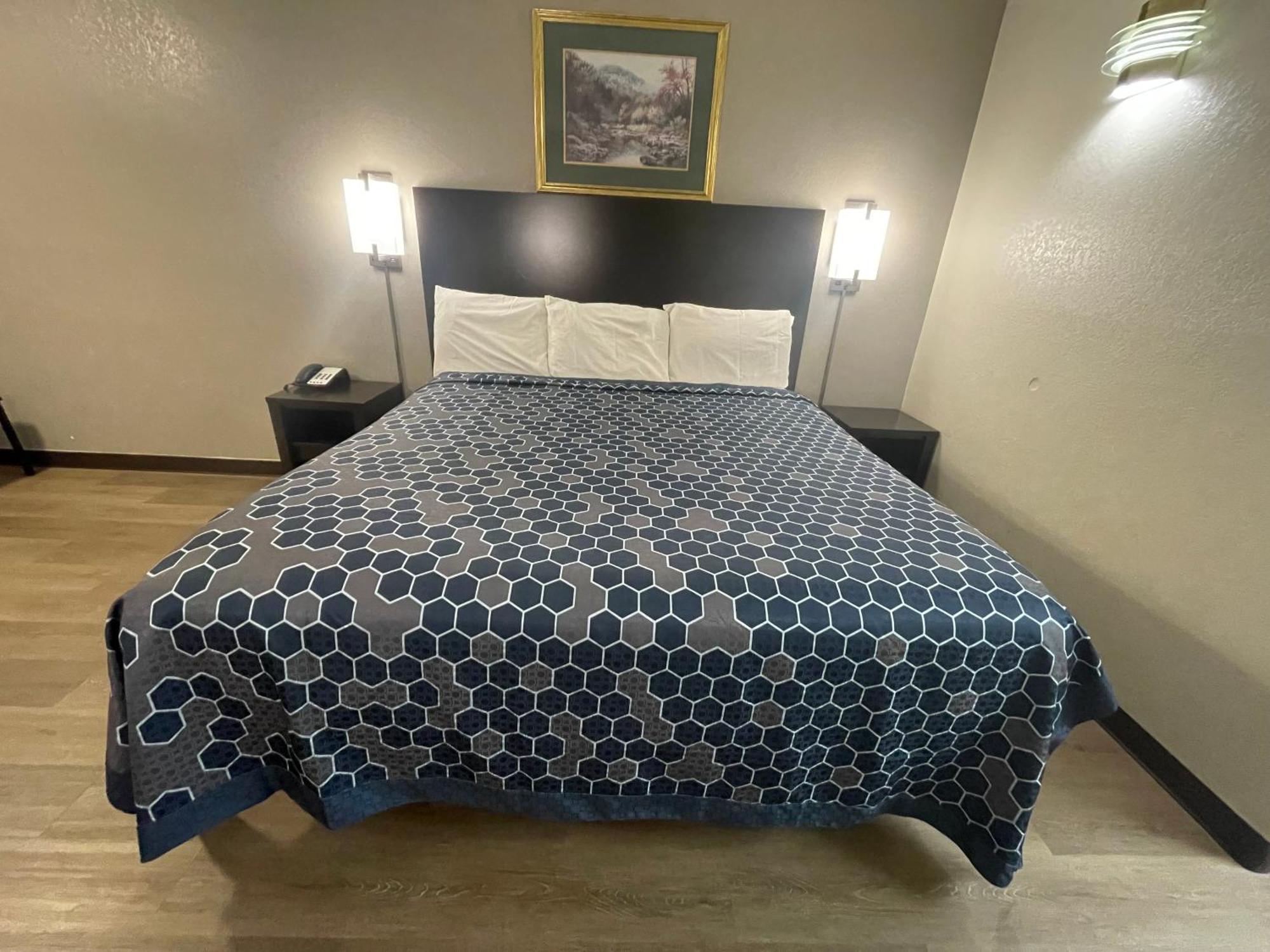 Royal Inn Motel Фредериксберг Экстерьер фото